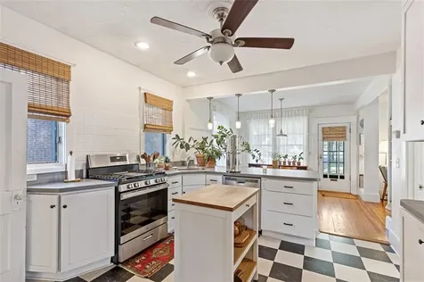 190 Enfield Avenue Providence RI 02908