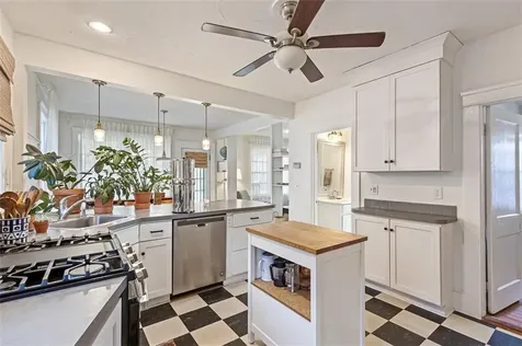 190 Enfield Avenue Providence RI 02908