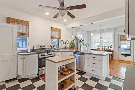 190 Enfield Avenue Providence RI 02908