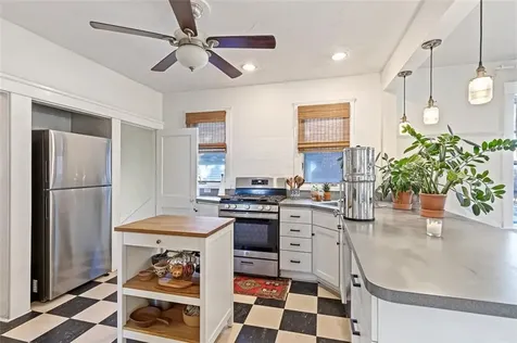 190 Enfield Avenue Providence RI 02908