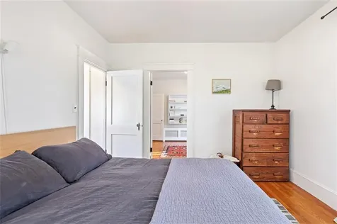 190 Enfield Avenue Providence RI 02908