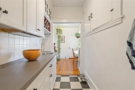 190 Enfield Avenue Providence RI 02908