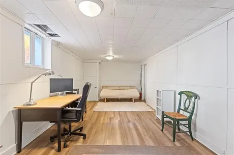 190 Enfield Avenue Providence RI 02908