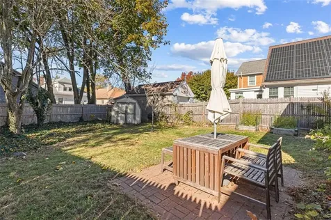 190 Enfield Avenue Providence RI 02908