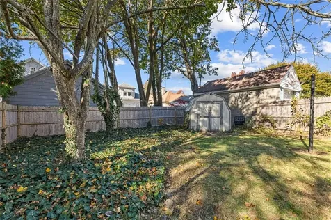 190 Enfield Avenue Providence RI 02908