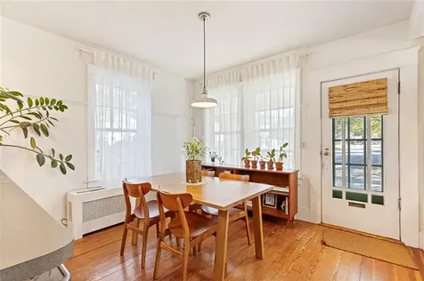 190 Enfield Avenue Providence RI 02908