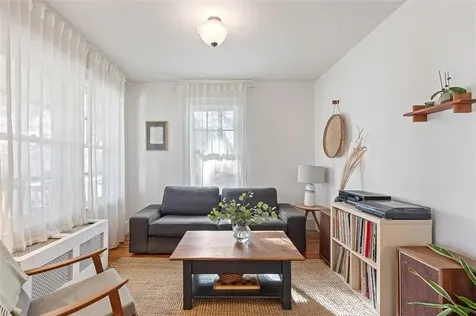 190 Enfield Avenue Providence RI 02908