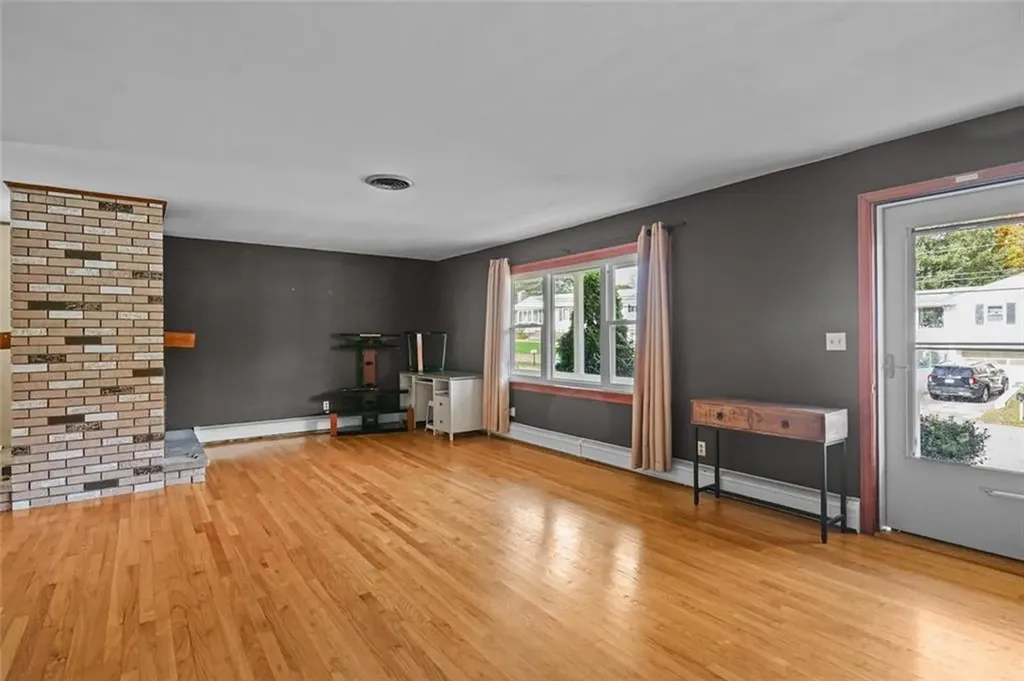 56 Cindy Lane Warwick RI 02886