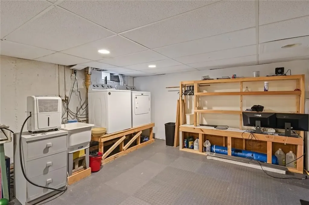 56 Cindy Lane Warwick RI 02886