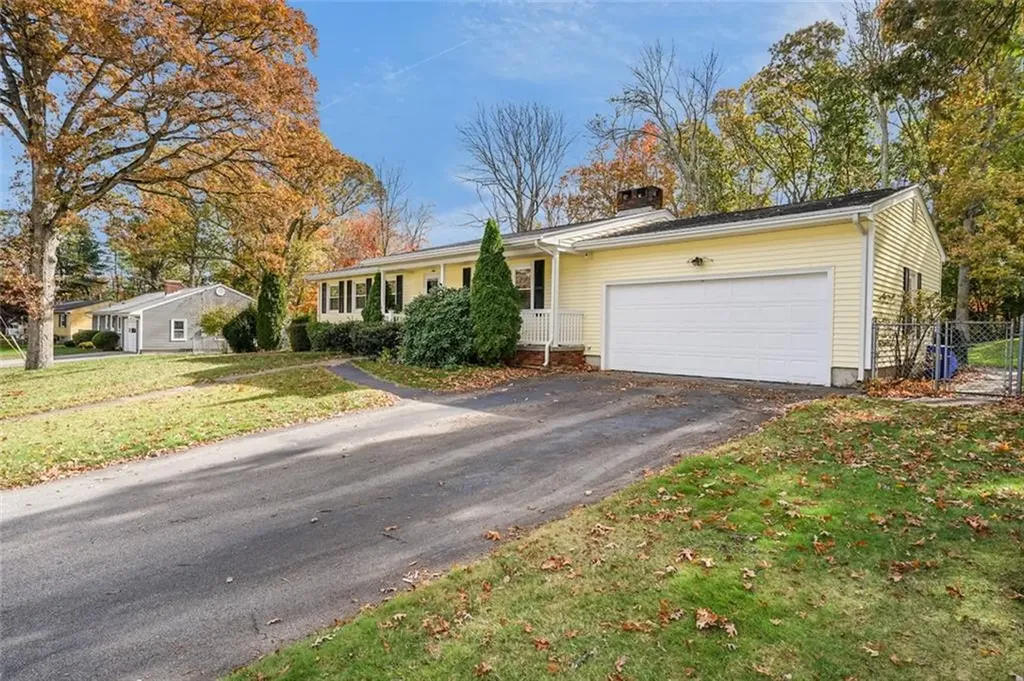 56 Cindy Lane Warwick RI 02886