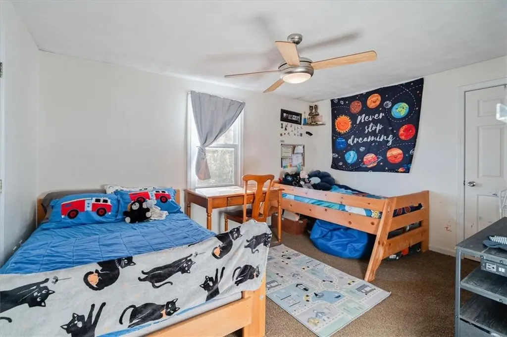 33 Samuel Court Cranston RI 02920