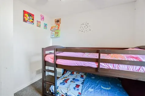 33 Samuel Court Cranston RI 02920