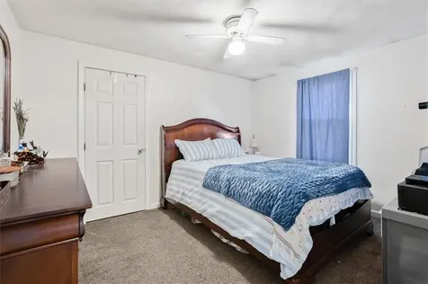 33 Samuel Court Cranston RI 02920