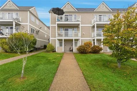 677 Metacom Avenue Bristol RI 02809