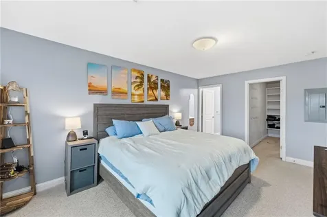 677 Metacom Avenue Bristol RI 02809