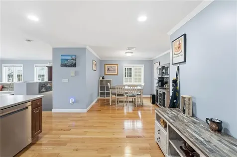 677 Metacom Avenue Bristol RI 02809