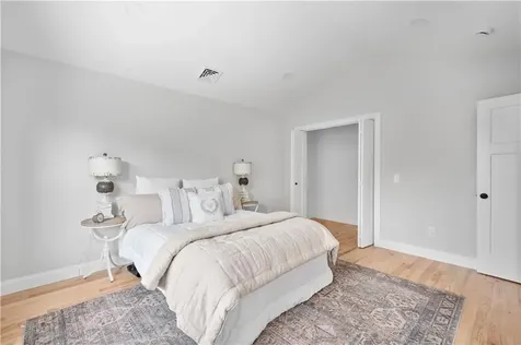 248 Point Avenue Warwick RI 02889