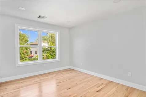 248 Point Avenue Warwick RI 02889