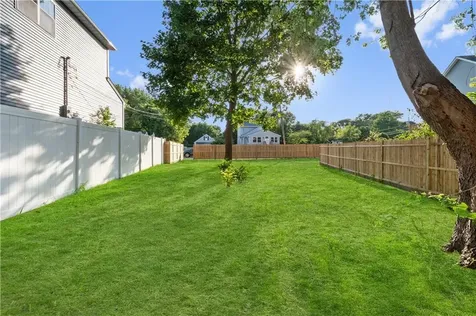 248 Point Avenue Warwick RI 02889