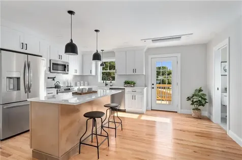 248 Point Avenue Warwick RI 02889