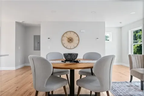 248 Point Avenue Warwick RI 02889