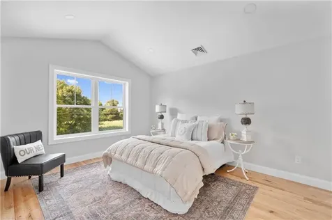 248 Point Avenue Warwick RI 02889