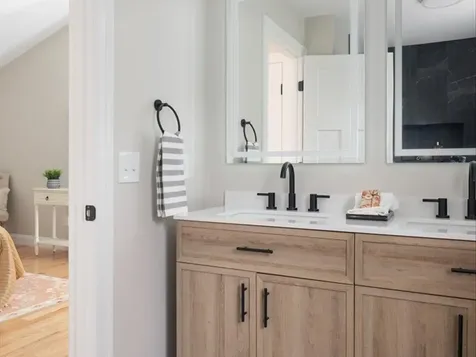 129 Wollaston Street Cranston RI 02910