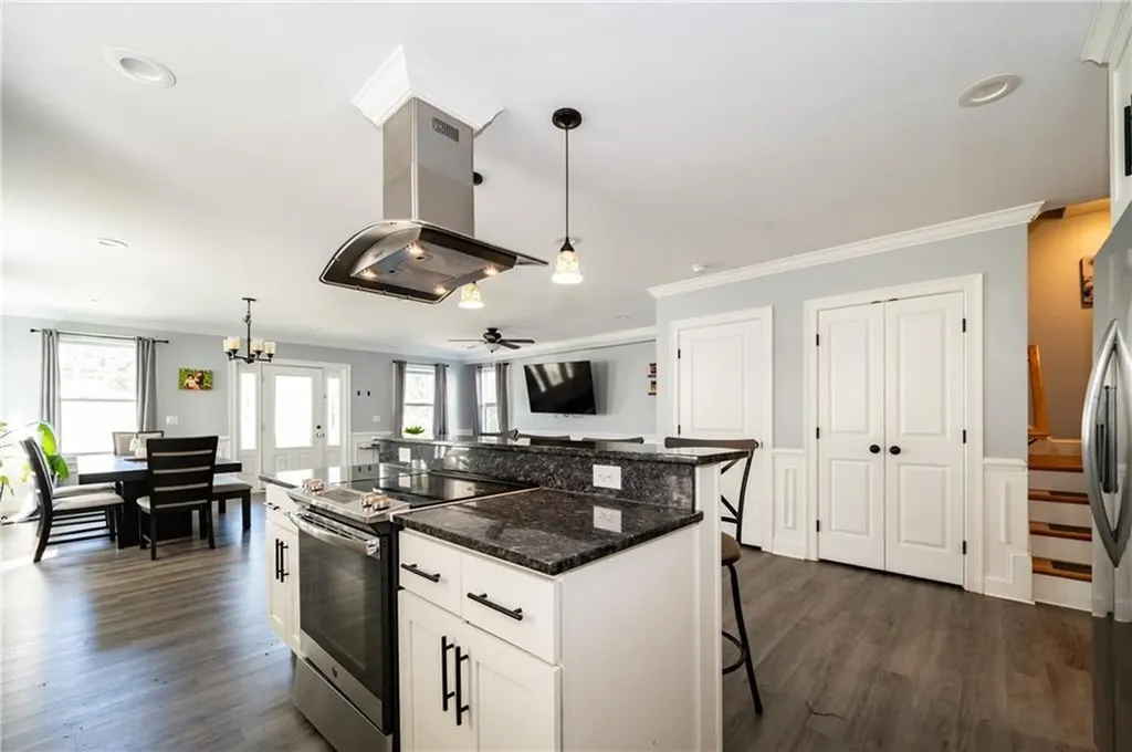 28 Mink Road Providence RI 02908