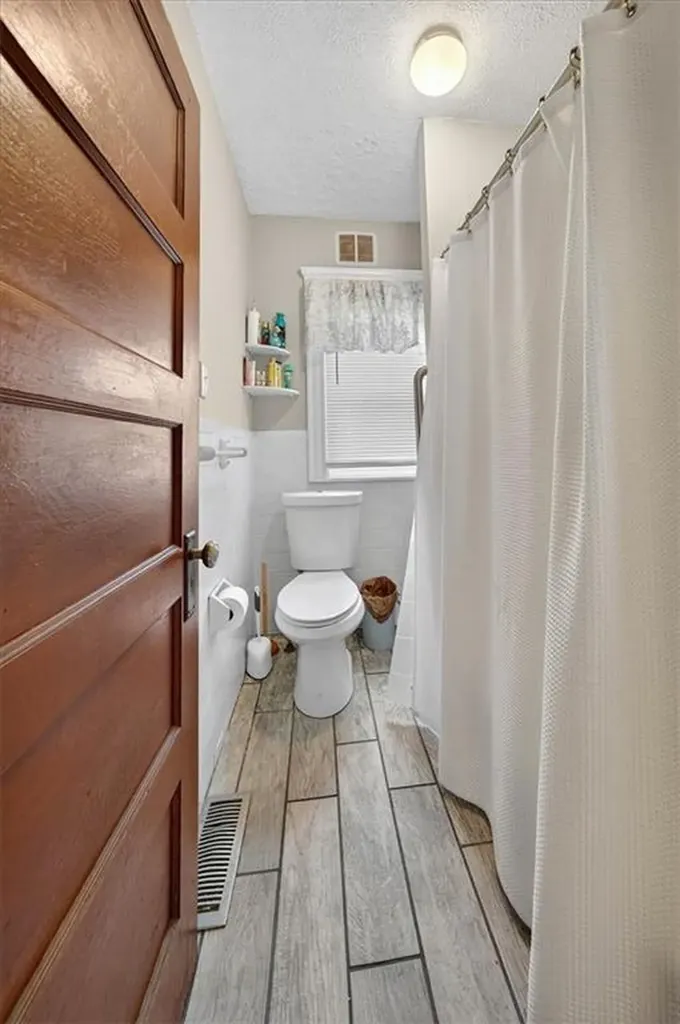 68 Slade Street Pawtucket RI 02861