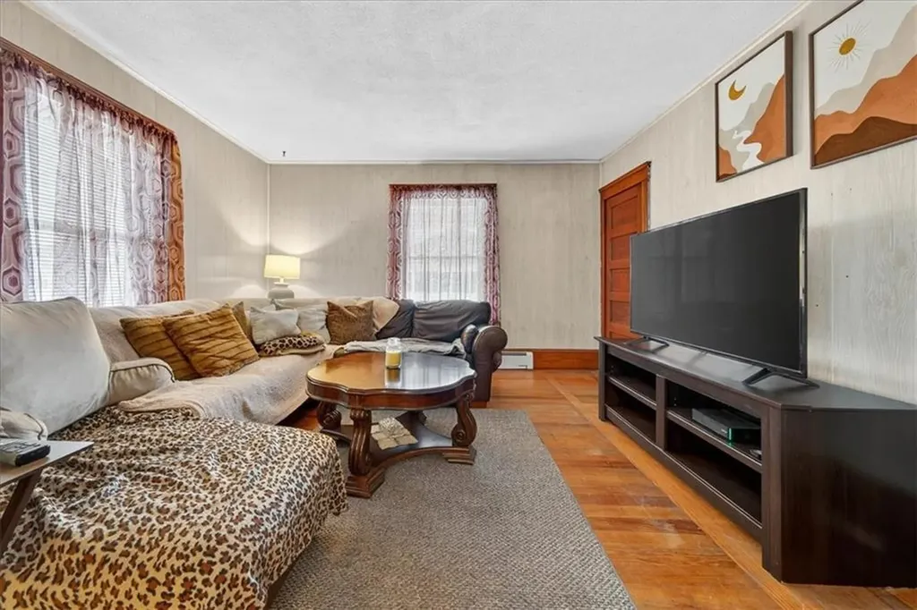 68 Slade Street Pawtucket RI 02861