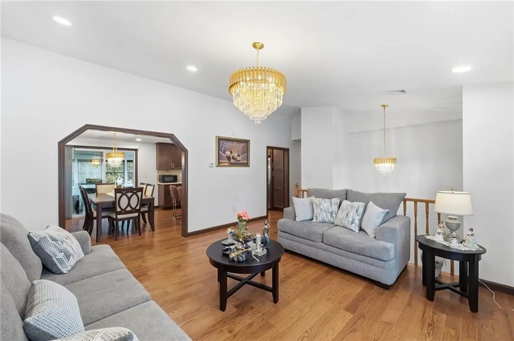 49 Branch Avenue Cumberland RI 02864