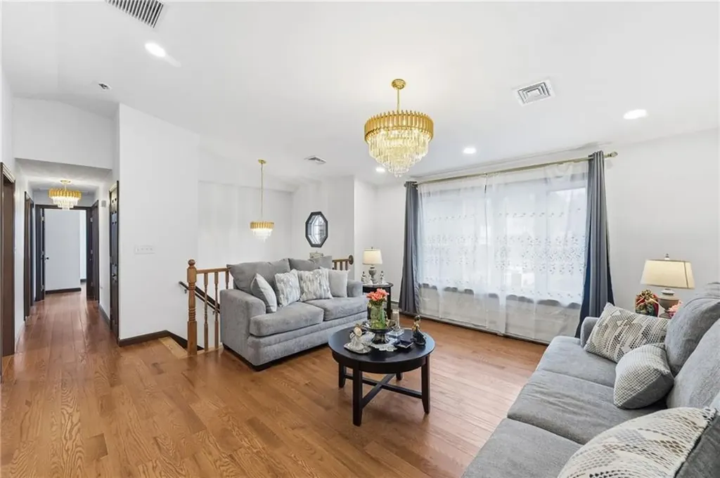 49 Branch Avenue Cumberland RI 02864