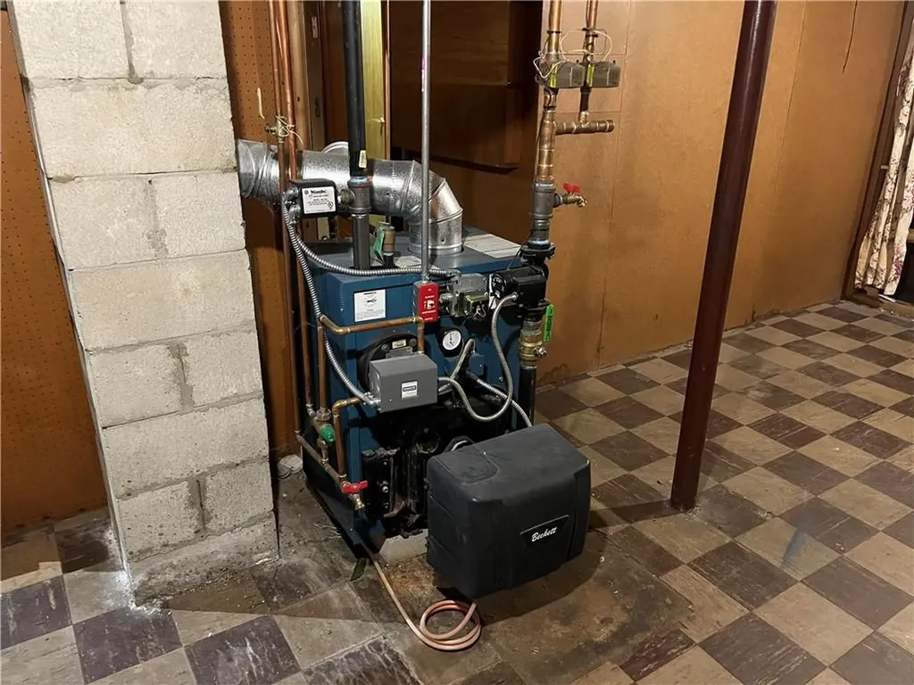 14 Vincenzo Drive West Warwick RI 02893