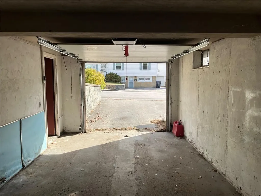 14 Vincenzo Drive West Warwick RI 02893