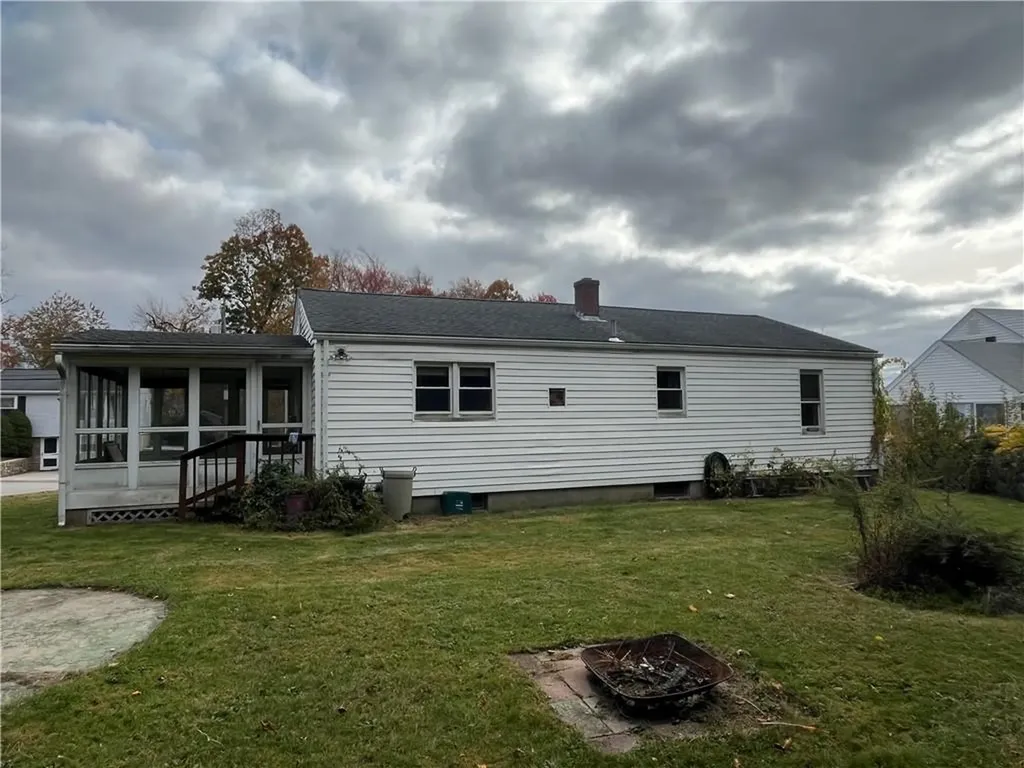 14 Vincenzo Drive West Warwick RI 02893