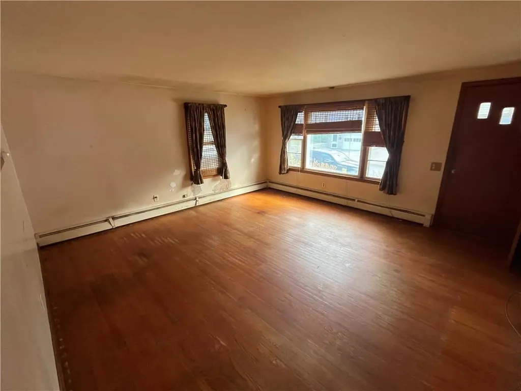 14 Vincenzo Drive West Warwick RI 02893