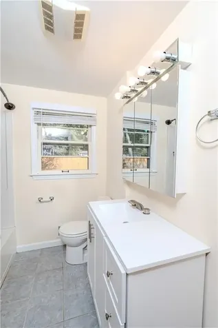 186 Heritage Road North Kingstown RI 02852