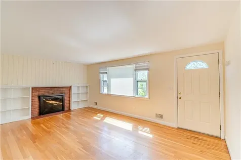 186 Heritage Road North Kingstown RI 02852