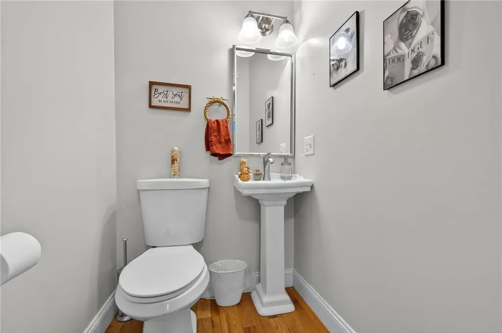 352 Church Avenue Warwick RI 02889