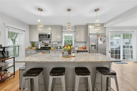 352 Church Avenue Warwick RI 02889