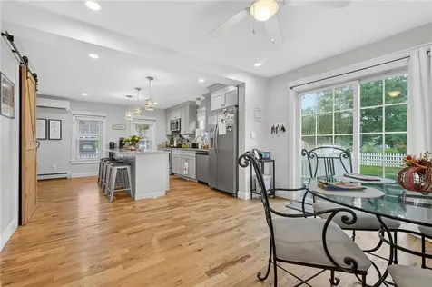 352 Church Avenue Warwick RI 02889