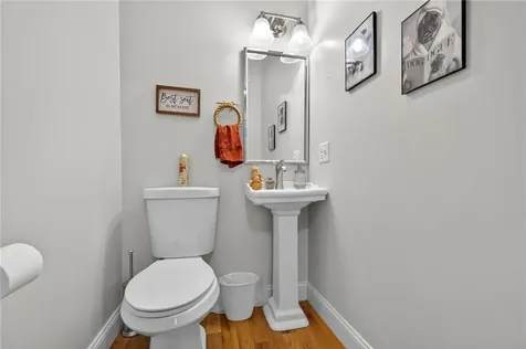 352 Church Avenue Warwick RI 02889