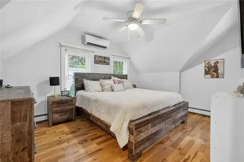 352 Church Avenue Warwick RI 02889