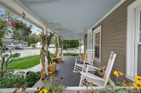 352 Church Avenue Warwick RI 02889