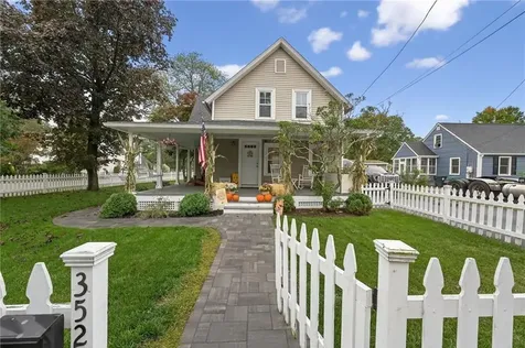 352 Church Avenue Warwick RI 02889