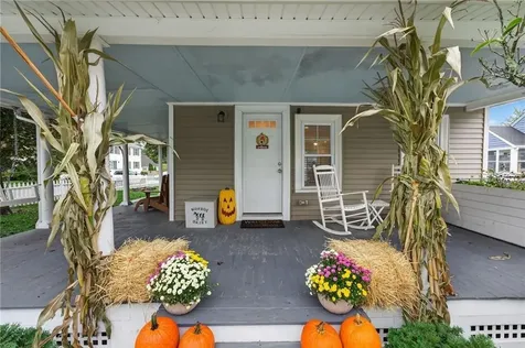 352 Church Avenue Warwick RI 02889