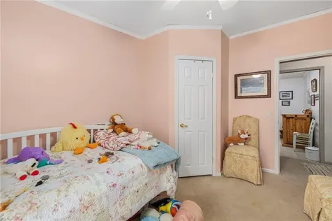 70 Robin Drive Tiverton RI 02878