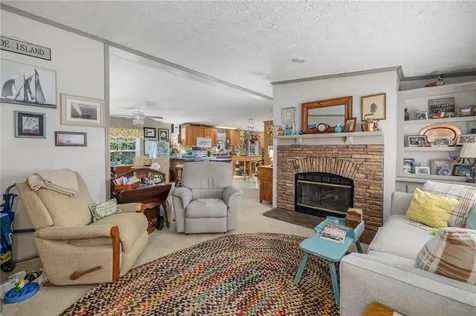 70 Robin Drive Tiverton RI 02878