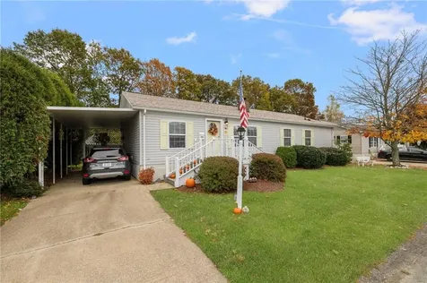 70 Robin Drive Tiverton RI 02878