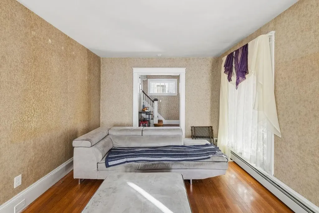 72 Hilltop Avenue Providence RI 02908